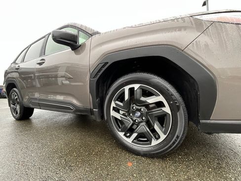 Certified 2025 Subaru Forester Limited image 10