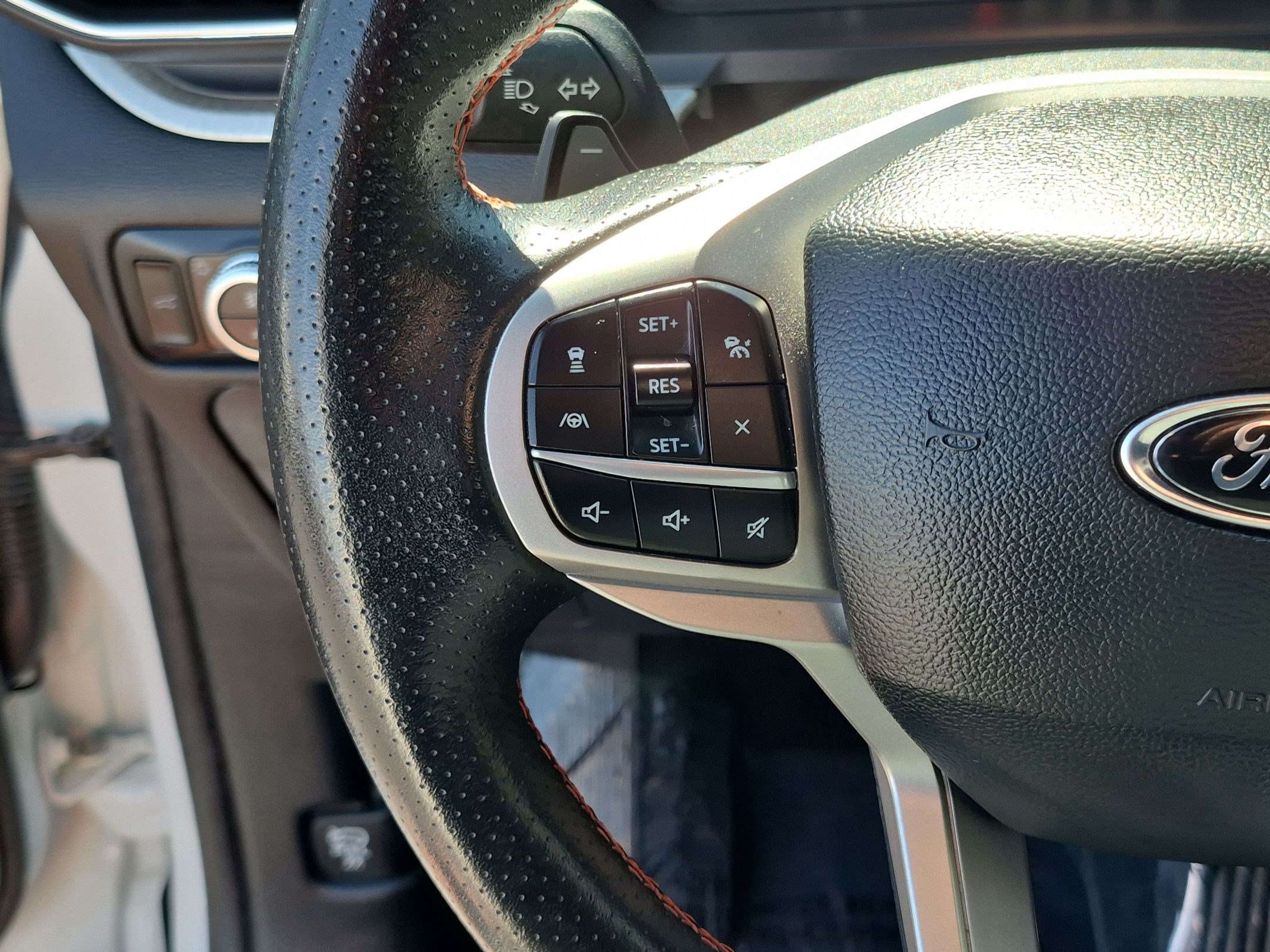 Certified 2022 Ford Explorer Timberline w/ Timberline Technology Package AWD/4WD image 18