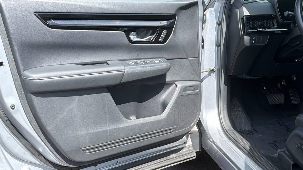 Used 2023 Honda CR-V EX-L image 23