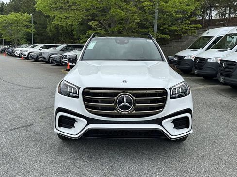 New 2026 Mercedes-Benz GLS 450 4MATIC image 3