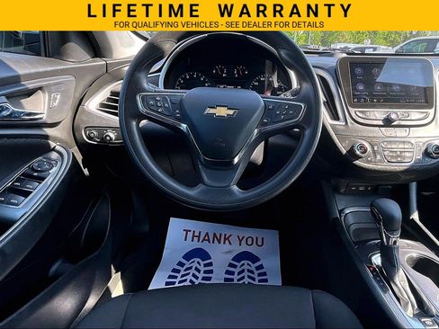 Used 2023 Chevrolet Malibu LT FWD image 5