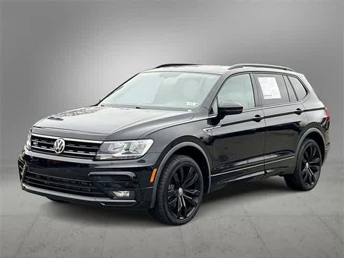 Used 2021 Volkswagen Tiguan SE R-Line image 1