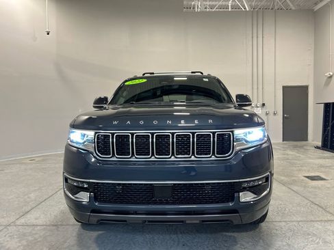 Used 2022 Jeep Wagoneer Series I w/ Premium Group I image 3