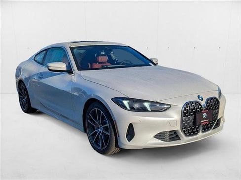 Used 2025 BMW 430i Coupe w/ Convenience Package image 6