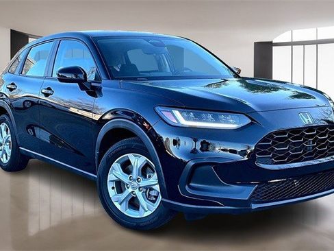 Certified 2023 Honda HR-V LX image 3