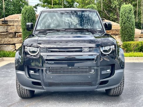 Used 2026 Land Rover Defender 110 S AWD/4WD image 8