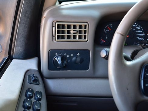 Used 2004 Ford F350 Lariat image 30