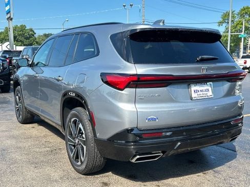Used 2026 Buick Enclave Sport Touring w/ Super Cruise Package AWD/4WD image 6