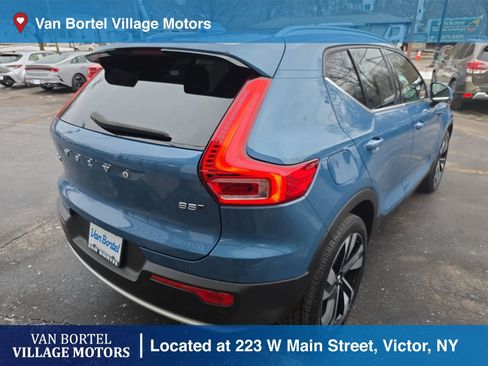 Used 2023 Volvo XC40 B5 Ultimate image 5