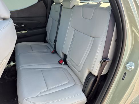 New 2026 Hyundai Santa Cruz SEL FWD image 16