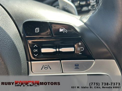 Used 2023 Hyundai Tucson Limited image 14