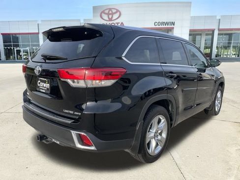 Used 2019 Toyota Highlander Limited w/ Protection Package #3 AWD/4WD image 9