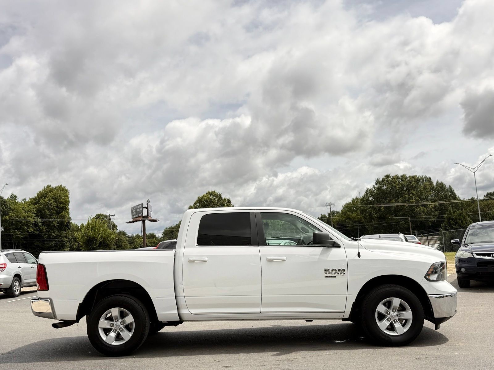 Used 2021 RAM 1500 Classic SLT AWD/4WD image 7