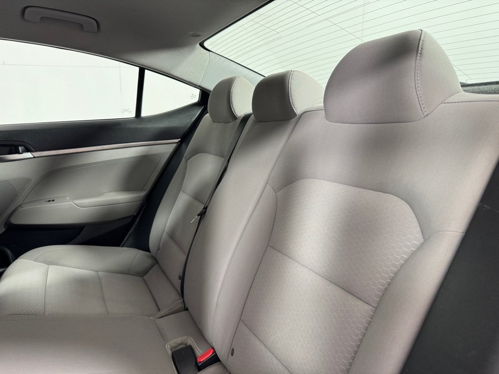 Used 2019 Hyundai Elantra SE FWD image 20