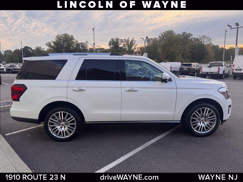 Used 2023 Ford Expedition Limited AWD/4WD image 8