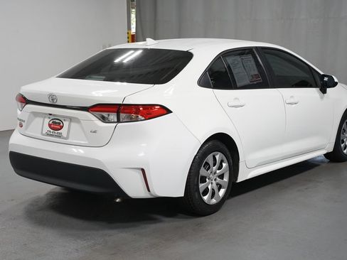 Used 2025 Toyota Corolla LE FWD image 8