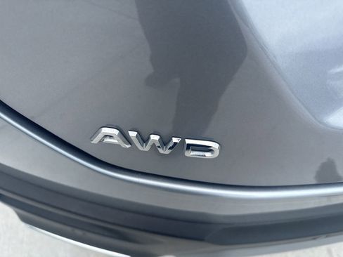 Used 2024 Honda Pilot Elite image 4