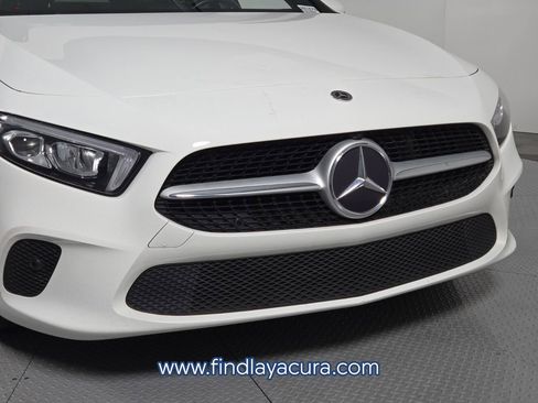 Used 2022 Mercedes-Benz A 220 w/ Premium Package Lite image 10