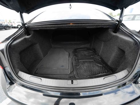 Used 2018 Chevrolet Impala LT FWD image 27