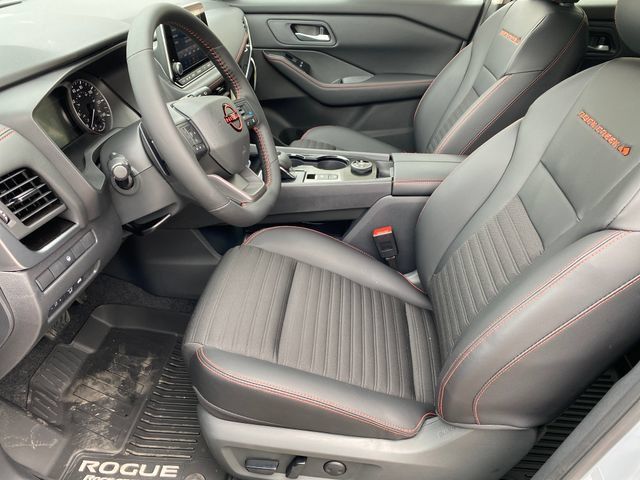 New 2026 Nissan Rogue SV w/ Rock Creek Premium Package AWD/4WD image 10