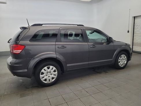 Used 2019 Dodge Journey SE FWD image 10