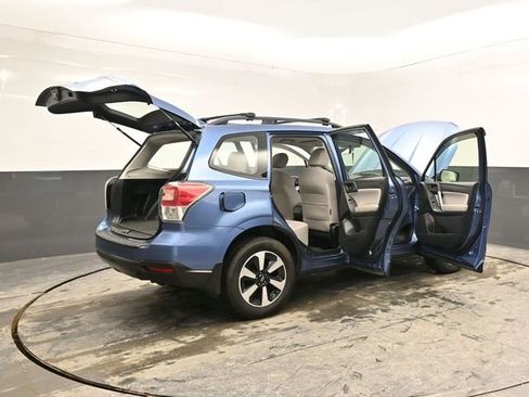 Used 2017 Subaru Forester 2.5i w/ Alloy Wheel Package image 45