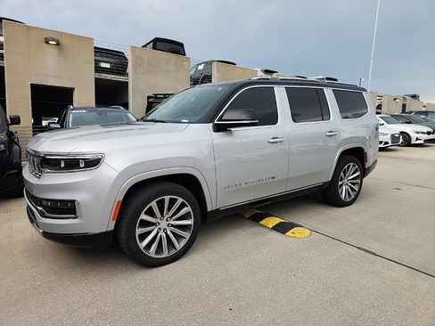 Used 2024 Jeep Grand Wagoneer Series I AWD/4WD image 1