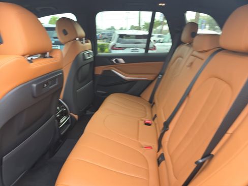 Used 2022 BMW X5 xDrive40i image 11