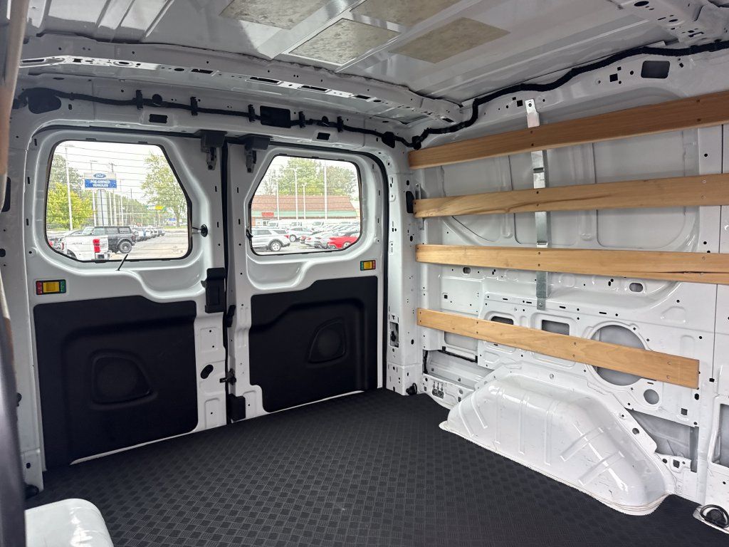 Used 2025 Ford Transit 250 Low Roof w/ Exterior Upgrade Package RWD image 19