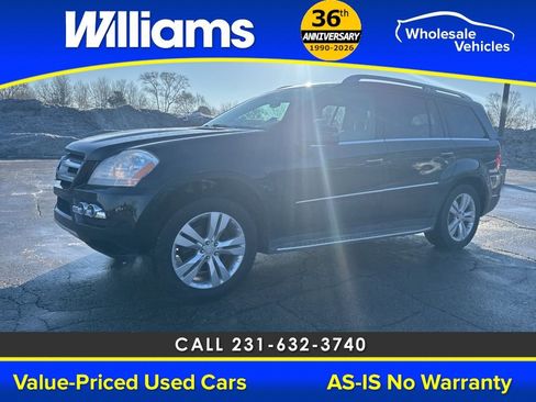 Used 2011 Mercedes-Benz GL 450 4MATIC image 21