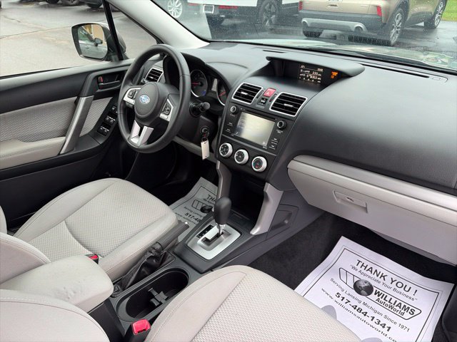 Used 2017 Subaru Forester 2.5i w/ Alloy Wheel Package AWD/4WD image 5