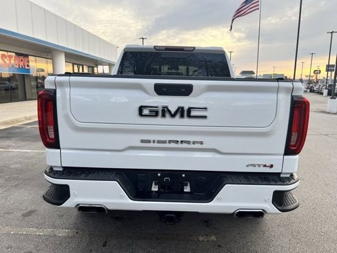 Used 2023 GMC Sierra 1500 AT4 w/ AT4 Premium Package image 5