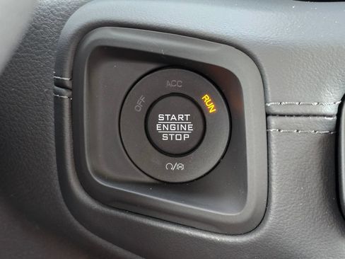 New 2026 Jeep Gladiator Rubicon AWD/4WD image 30