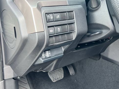 Used 2024 Toyota Tacoma SR5 AWD/4WD image 28