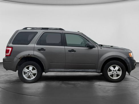 Used 2012 Ford Escape XLT FWD image 9
