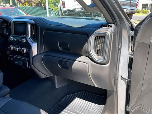 Used 2021 GMC Sierra 1500 SLE w/ Preferred Package RWD image 16