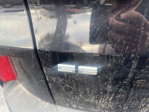 Used 2020 Ford Escape SE image 17