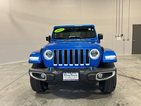 Used 2023 Jeep Wrangler Unlimited Sahara w/ Cold Weather Group image 3
