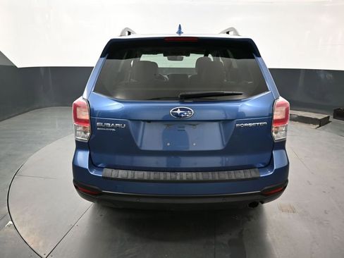Used 2018 Subaru Forester 2.5i Limited AWD/4WD image 8