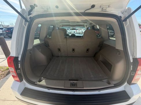 Used 2011 Jeep Patriot Sport w/ PWR Value Group image 9