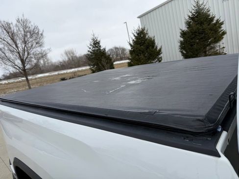 Used 2023 Chevrolet Silverado 2500 LT w/ Convenience Package image 10