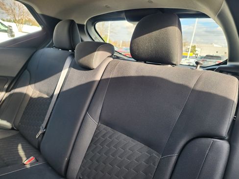 Used 2022 Nissan Kicks S image 12