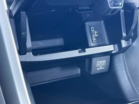 Used 2016 Honda Accord Touring image 16