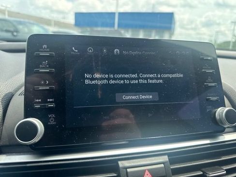 Used 2021 Honda Accord Touring image 22
