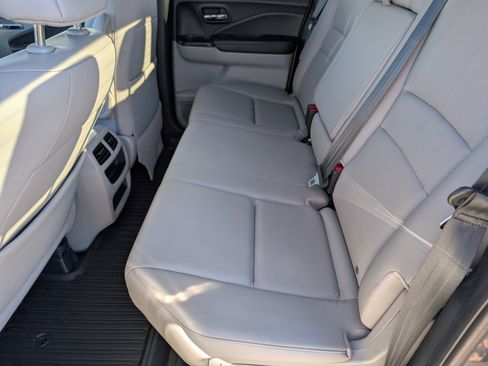 Used 2019 Honda Ridgeline RTL-T image 11