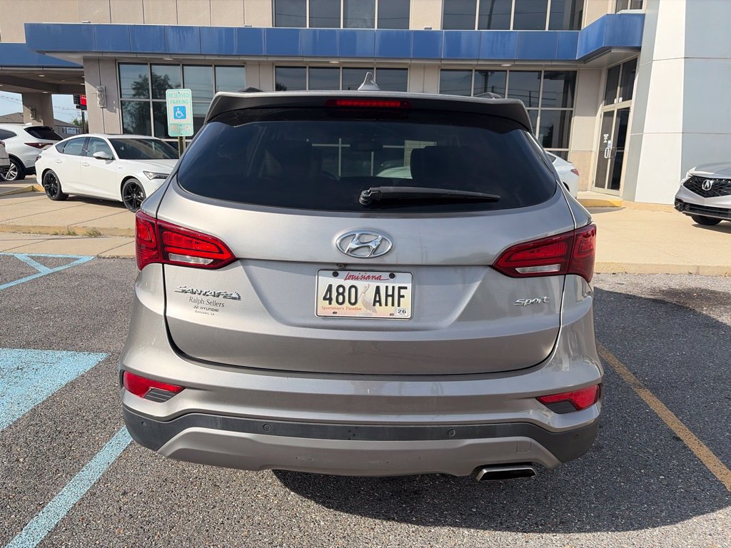 Used 2017 Hyundai Santa Fe Sport w/ 2.4L Tech Package 04 FWD image 4