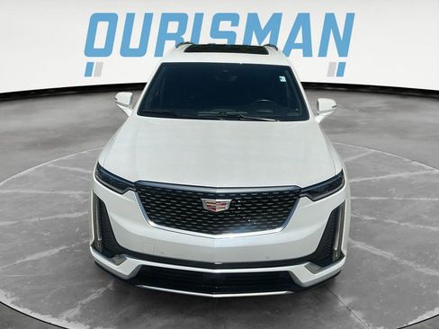 Used 2025 Cadillac XT6 Premium Luxury w/ Platinum Package AWD/4WD image 9