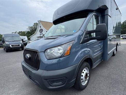 Used 2021 Ford Transit 350 DRW RWD image 13