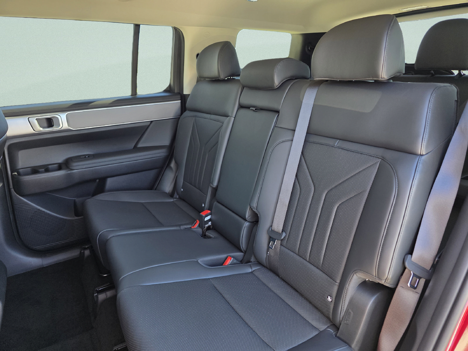 New 2026 Hyundai Santa Fe SEL FWD image 8