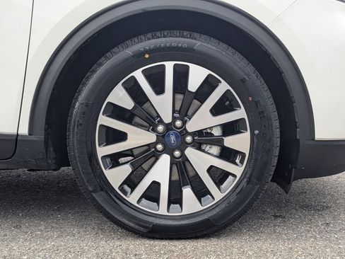 Used 2020 Ford Escape SE Sport FWD image 12